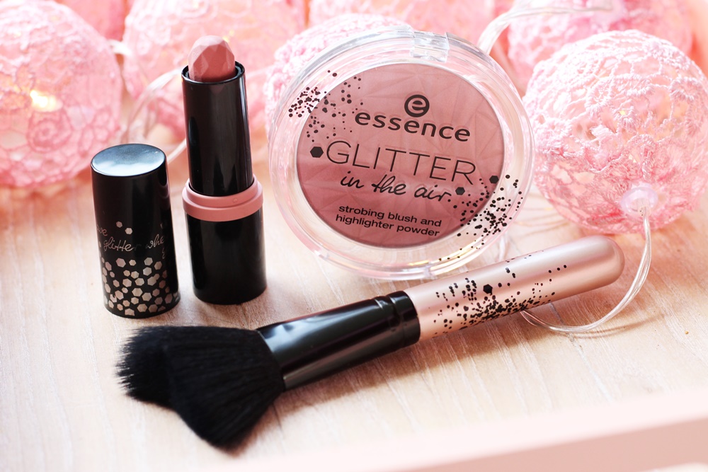 Essence Glitter in the Air review lipstick en blush