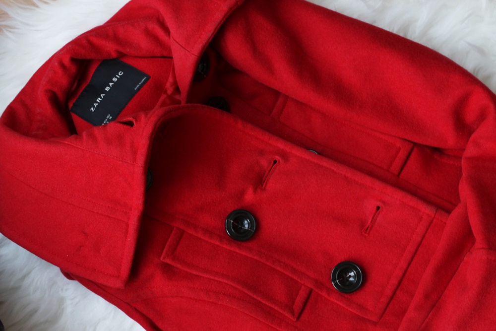 shoplog ijhallen tweedehands aankopen zara rode winterjas