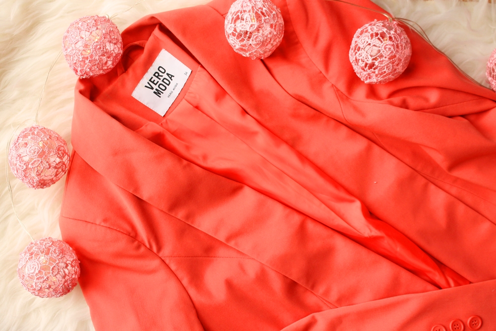 ij-hallen shoplog tweedehands vero moda oranje blazer