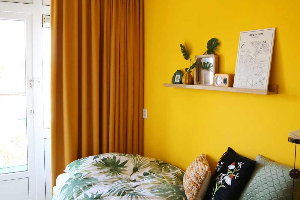 geel in huis gele muur