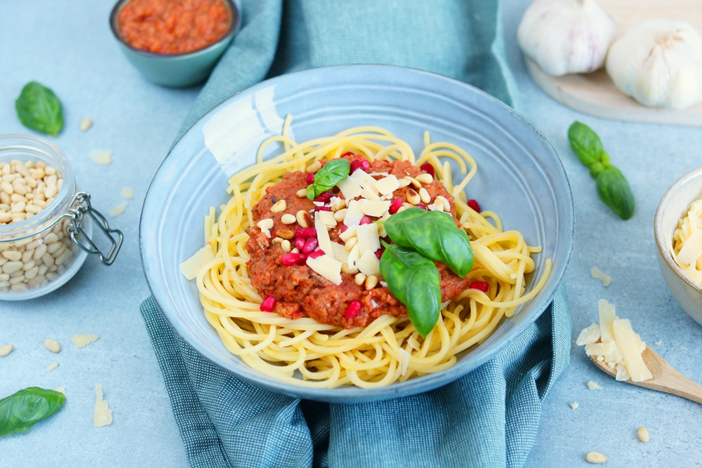 spaghetti met tomaat en auberginesaus